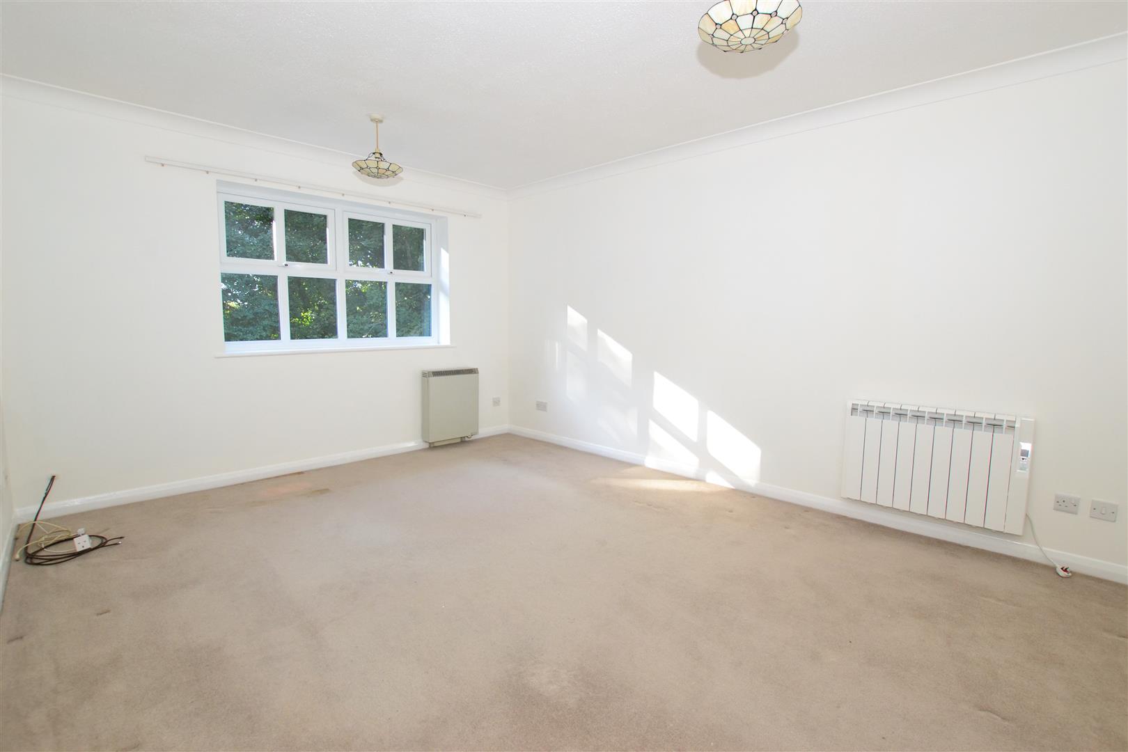 Balmore Park Caversham Flat for sale in Reading