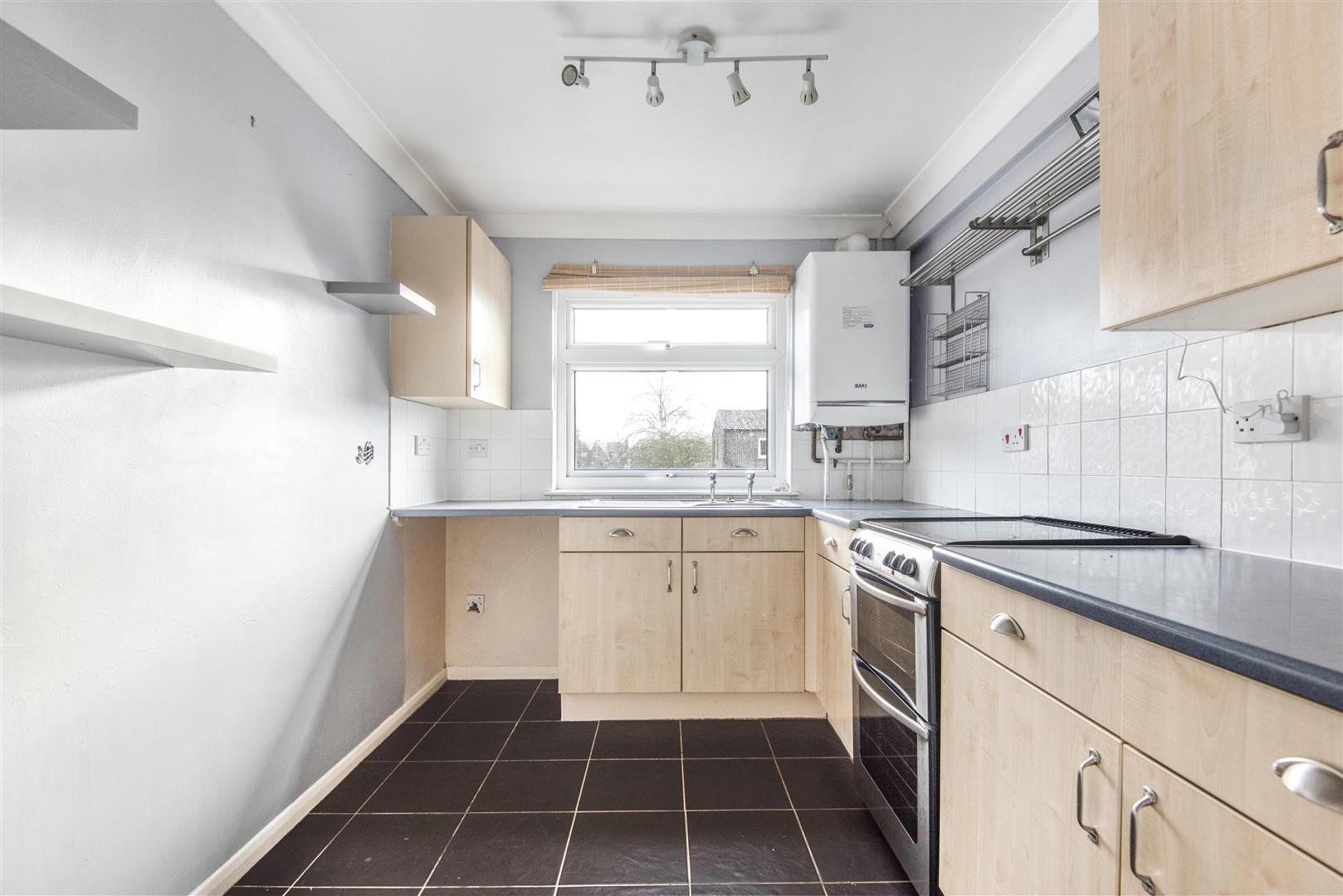 Medill Close Woodcote Maisonette for sale in Reading