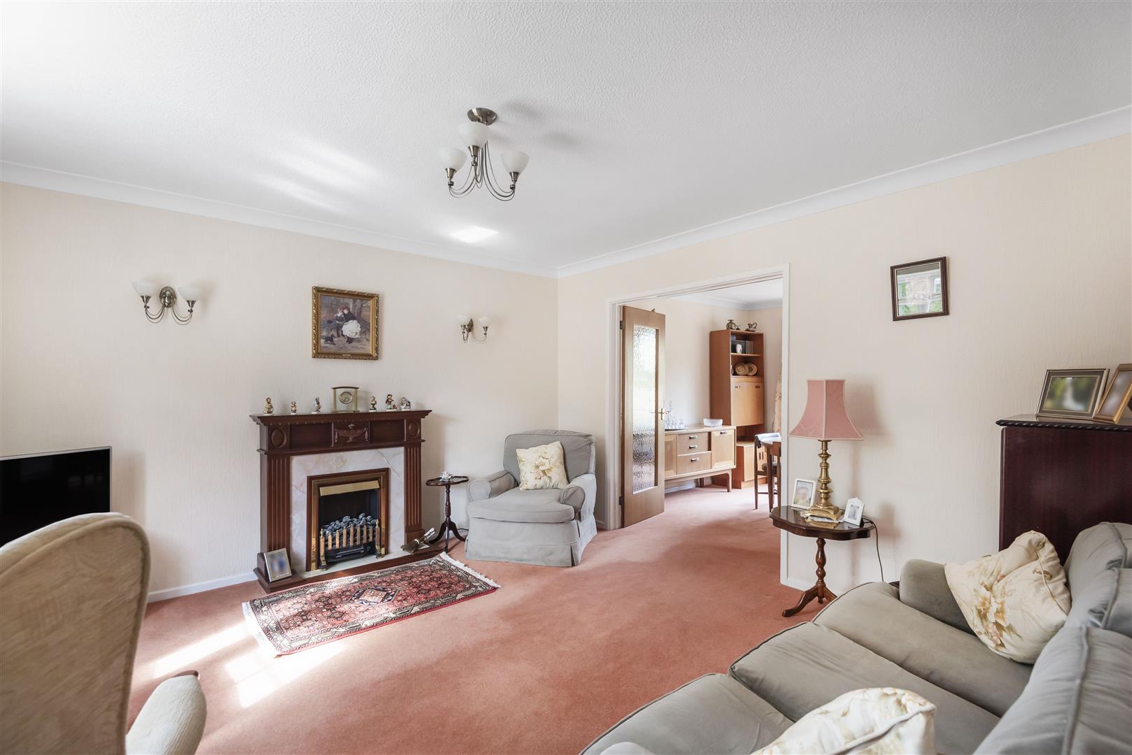 Twin Oaks, Emmer Green, Reading RG4 8SW - Walmsley