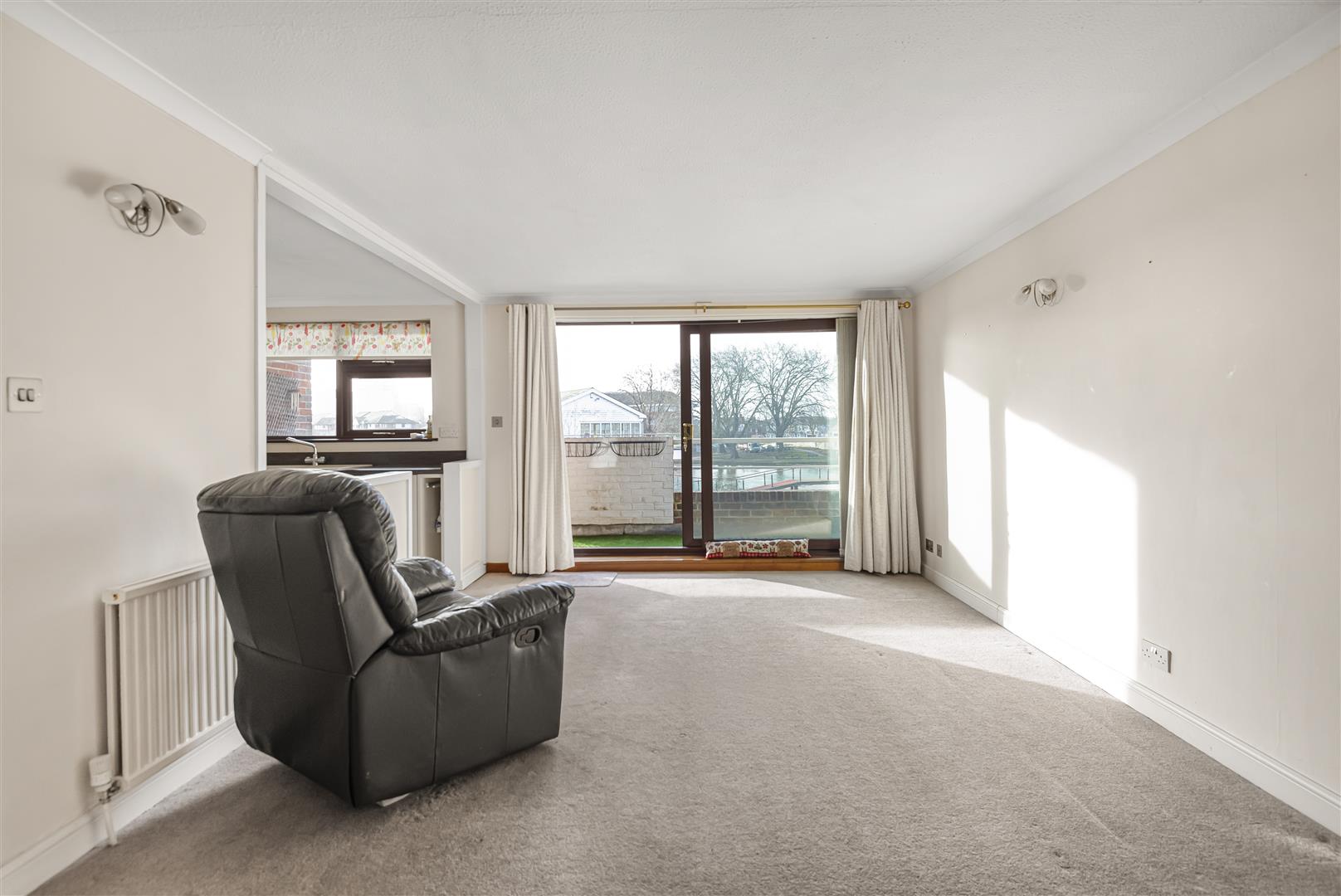 Riverside Court Caversham Apartment for sale in Reading