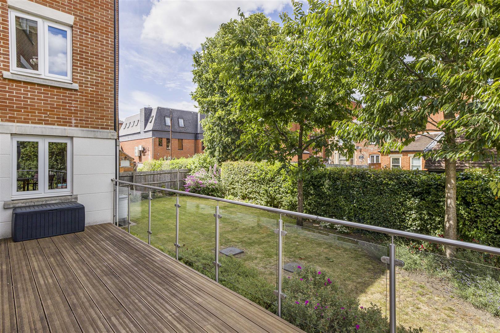 Crayshaw Court Caversham house for sale in Reading