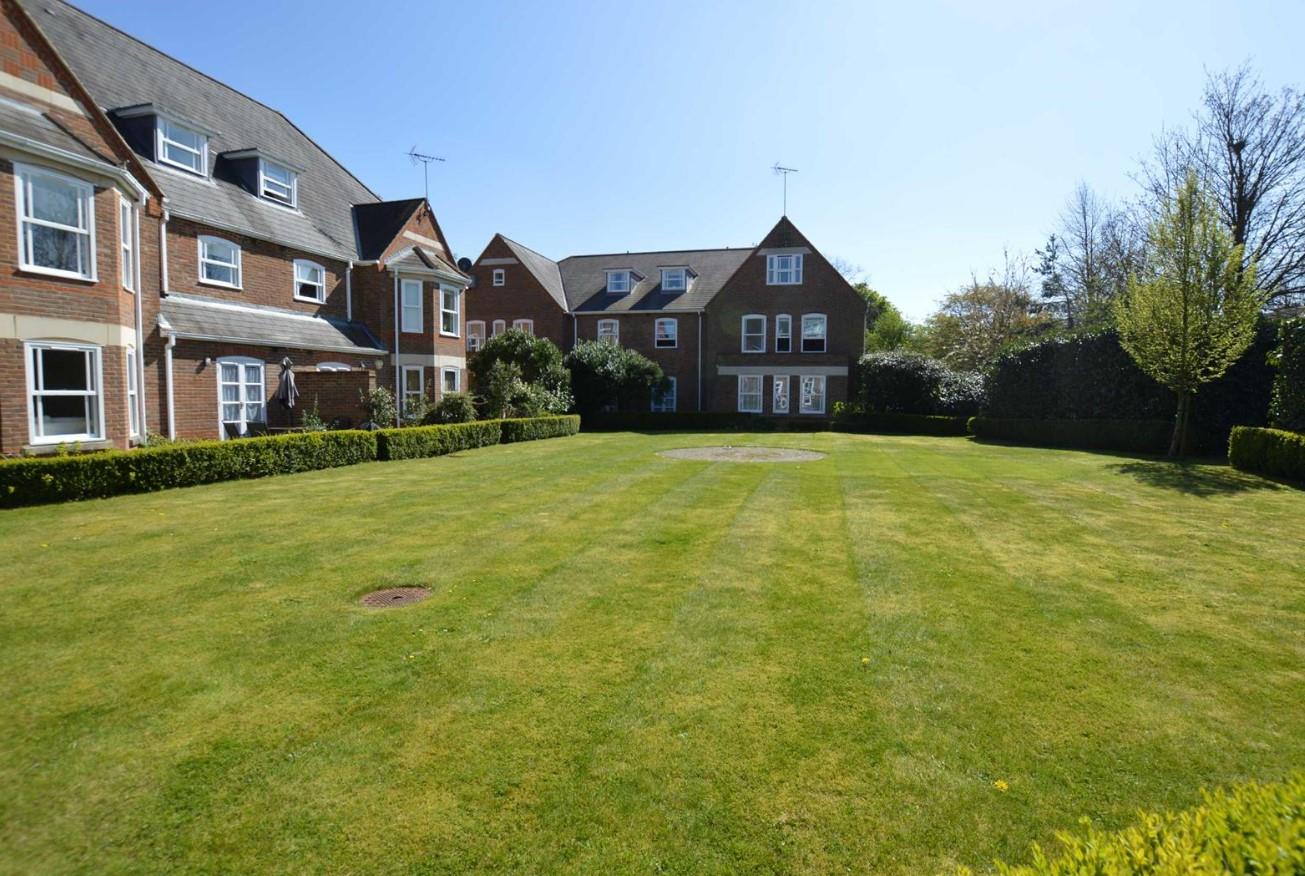 Garden Mews Westcote Road Apartment for sale in Reading