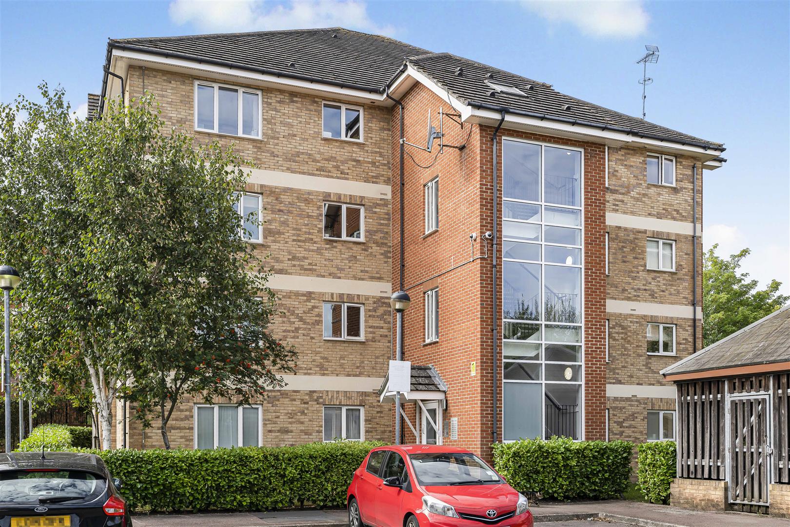 Branagh Court  Apartment for sale in Reading