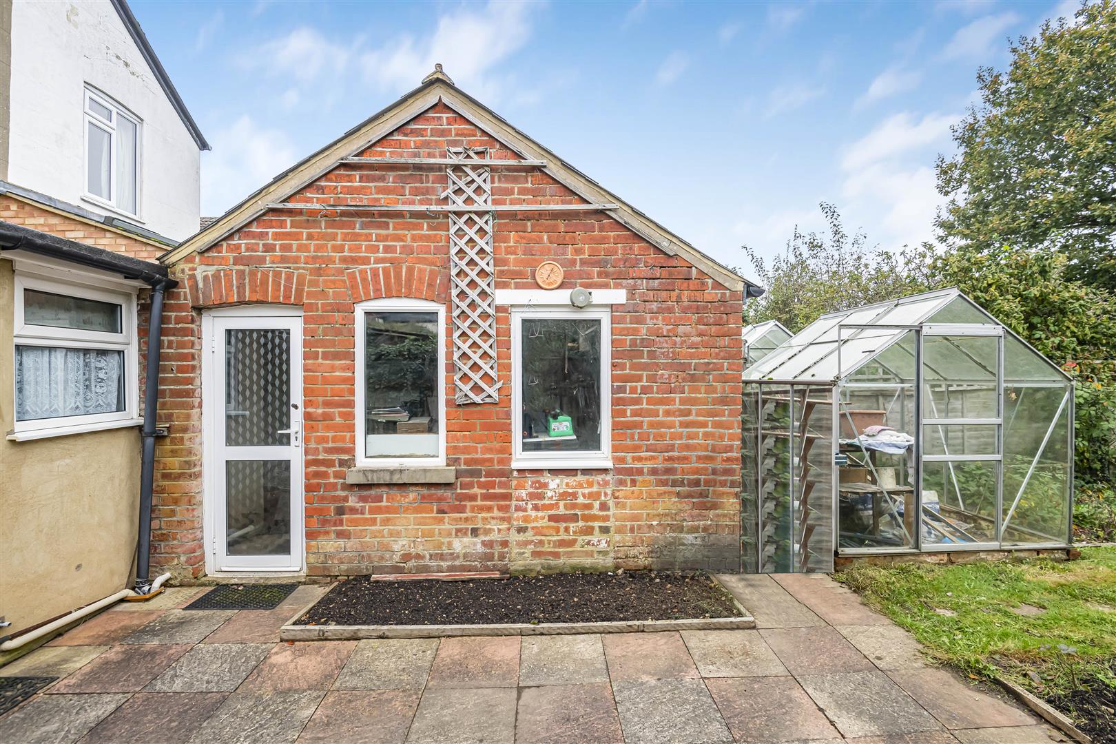 Matlock Road Caversham house for sale in Reading