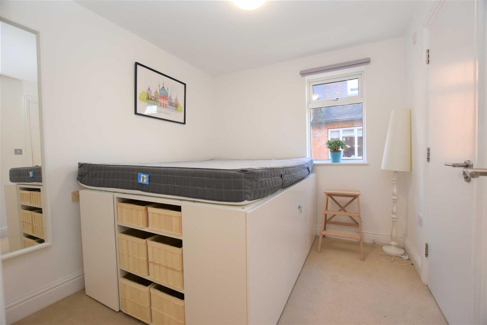 Woodcote Road Caversham Flat for sale in Reading