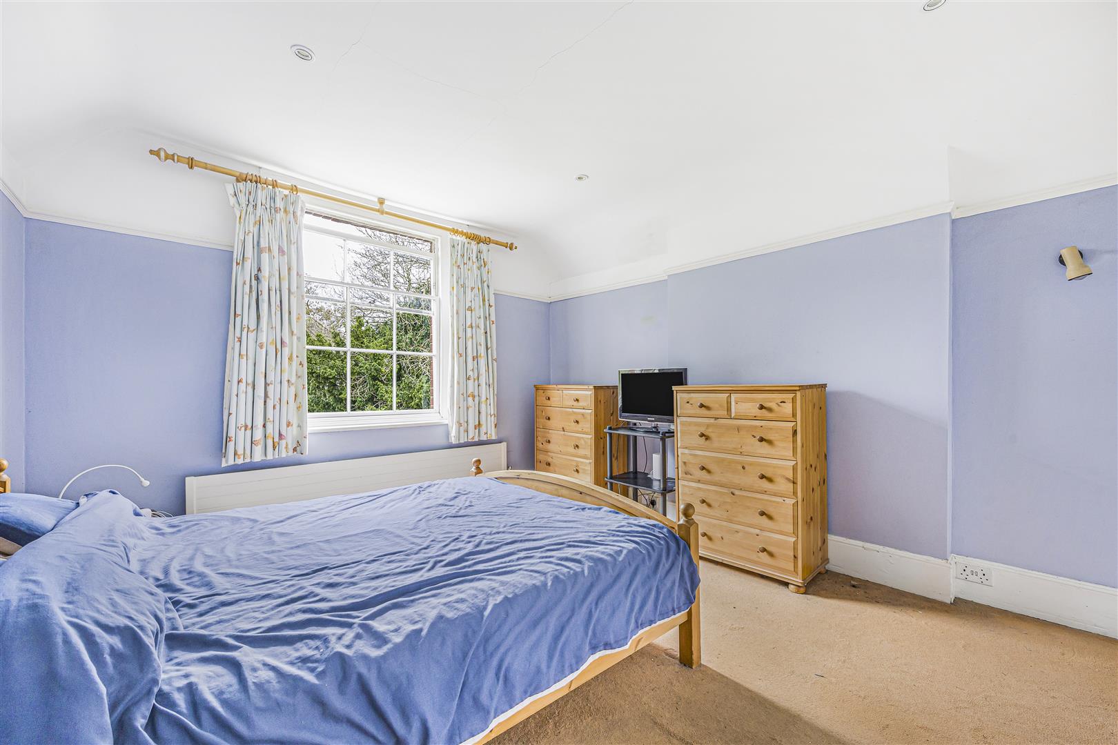 New Lane Hill Tilehurst house for sale in Reading