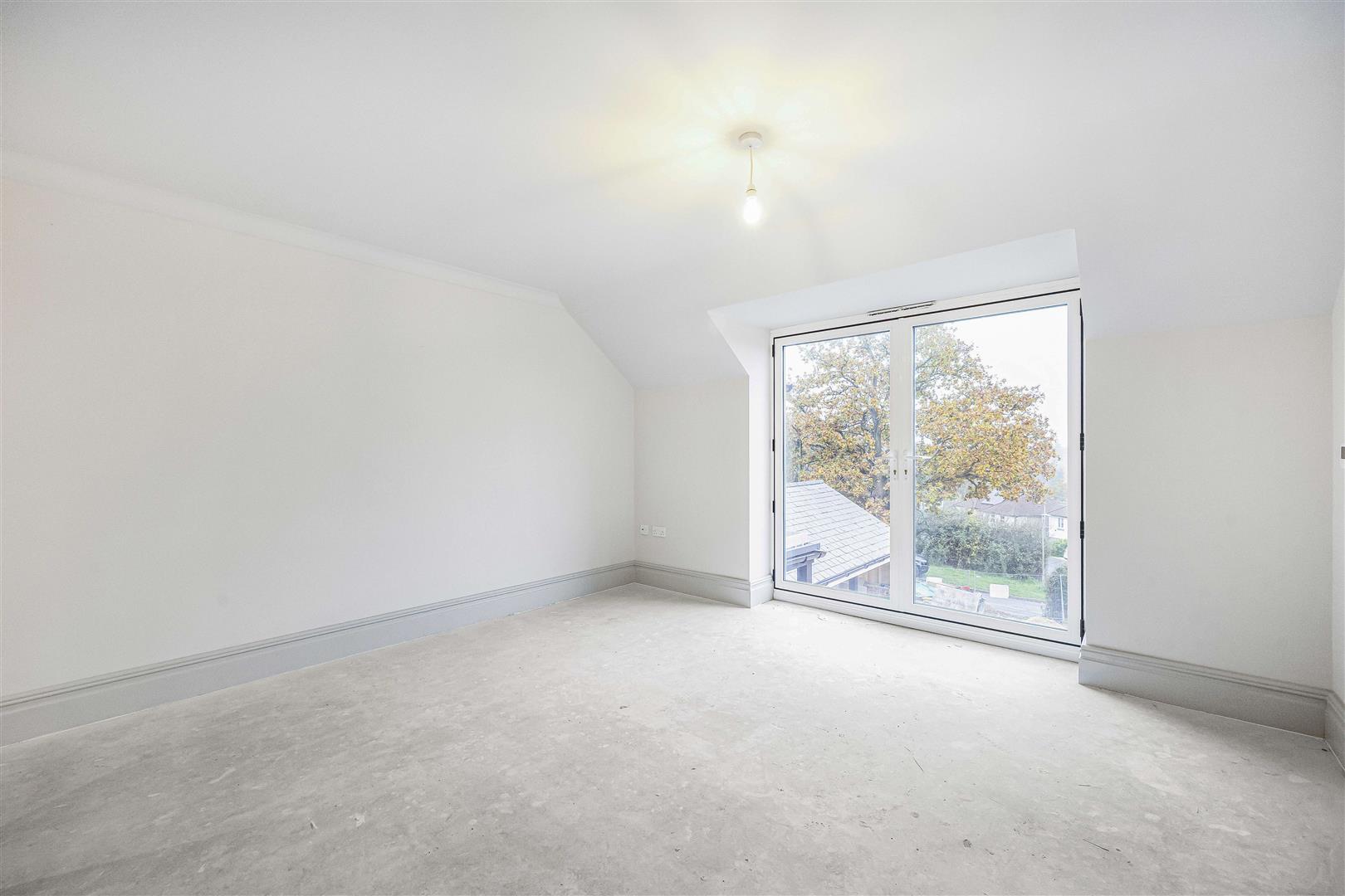 Gravel Hill Emmer Green house for sale in Reading